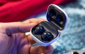 بررسی و خرید هدفون بلوتوثی سامسونگ مدل Galaxy Buds2 Pro با قیمت مناسب