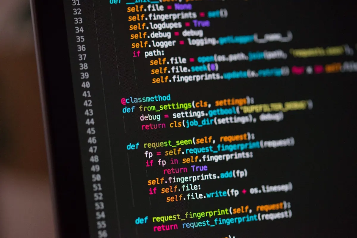 کدوم سیستم‌عامل برای برنامه‌نویس‌ها بهتره